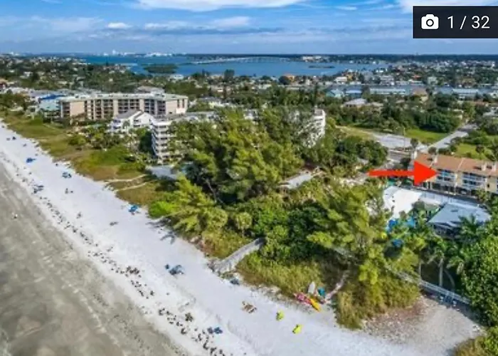 The Beachy Keen Apartment *